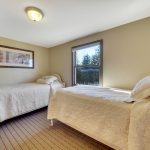 twin beds second floor